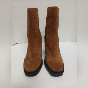 Chelsea & Violet Suede Tan Brown Ankle Boots Size 8.5M Women's